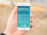 mockDrop_iPhone 6 in left hand